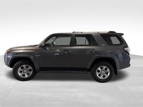 Certified 2021 Toyota 4Runner SR5 Premium w/ Moonroof Package AWD/4WD image 5