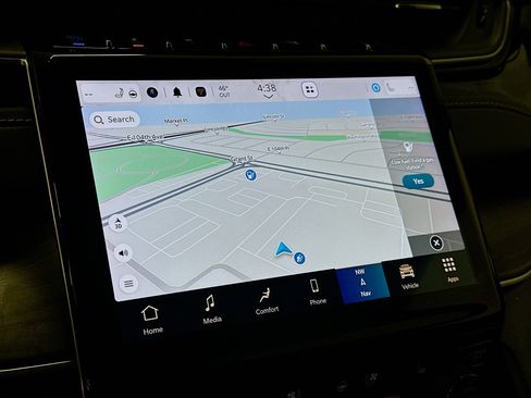 Used 2023 Jeep Grand Cherokee 4WD 4xe w/ Luxury Tech Group II image 22