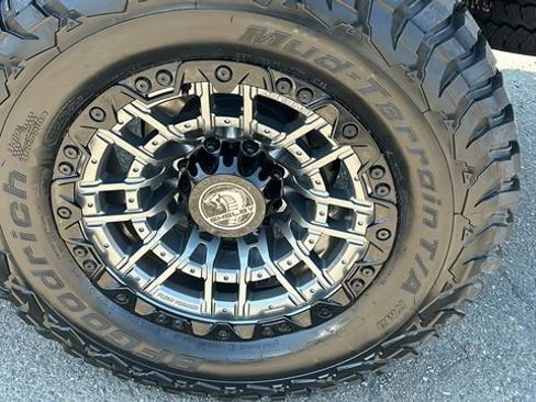 New 2024 Ford F250 Lariat w/ Lariat Ultimate Package image 6