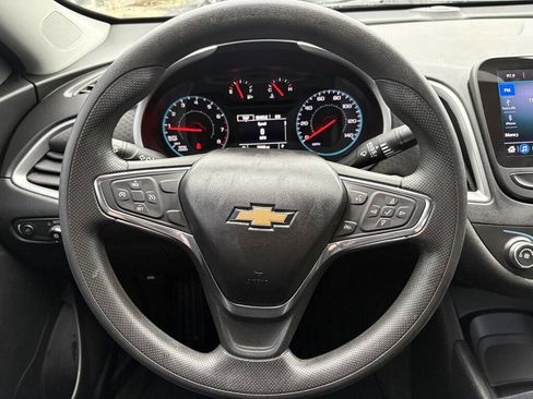 Used 2020 Chevrolet Malibu LS w/ LPO, Convenience Package 2 FWD image 20