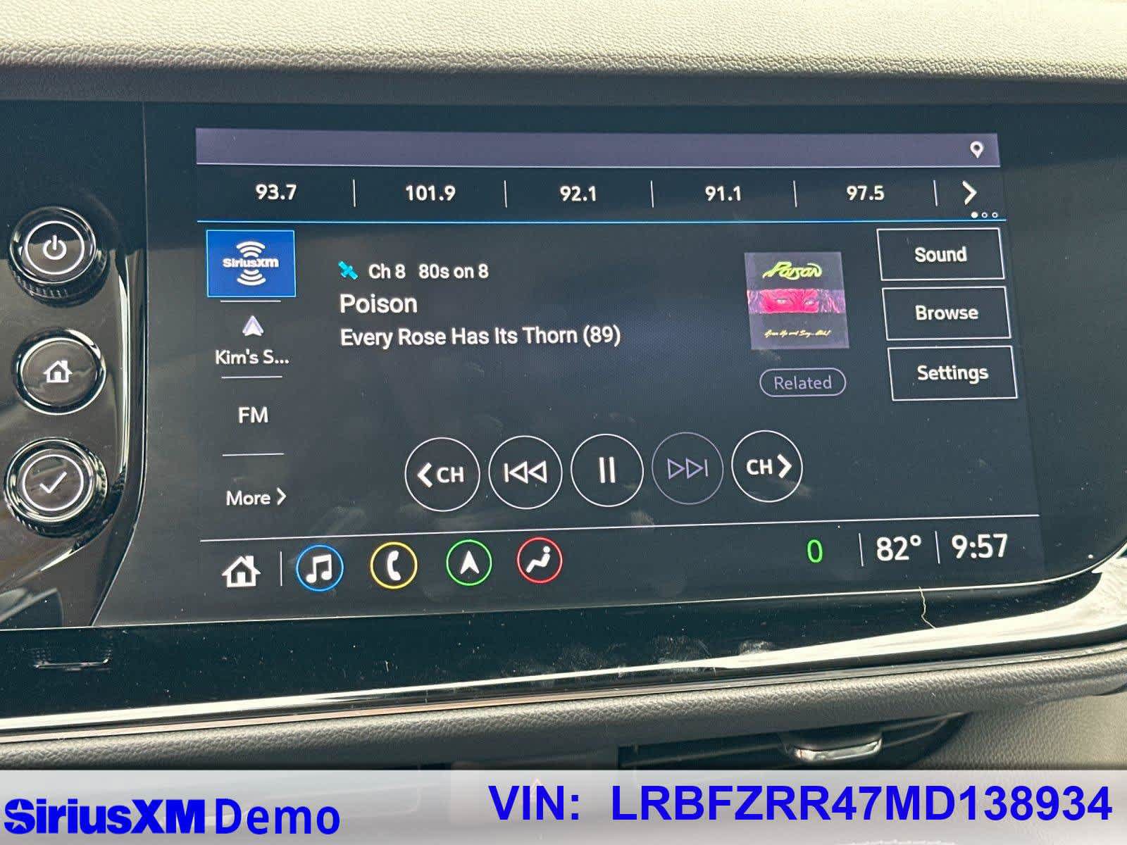Used 2021 Buick Envision Avenir FWD image 32