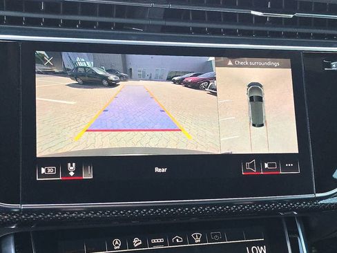 Used 2021 Audi SQ8 Prestige w/ Prestige Package AWD/4WD image 29