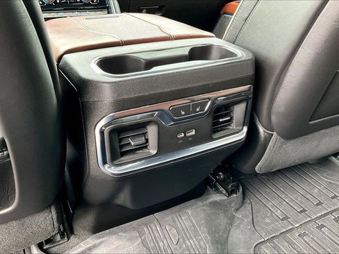 Used 2024 GMC Sierra 2500 Denali Ultimate w/ LPO, GMC Protection Package image 34