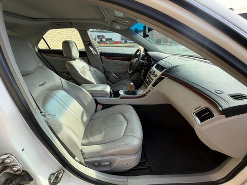 Used 2010 Cadillac CTS Luxury image 9