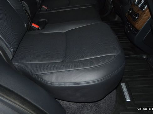 Used 2018 Land Rover Range Rover HSE image 25