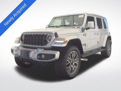 Used 2024 Jeep Wrangler High Altitude
