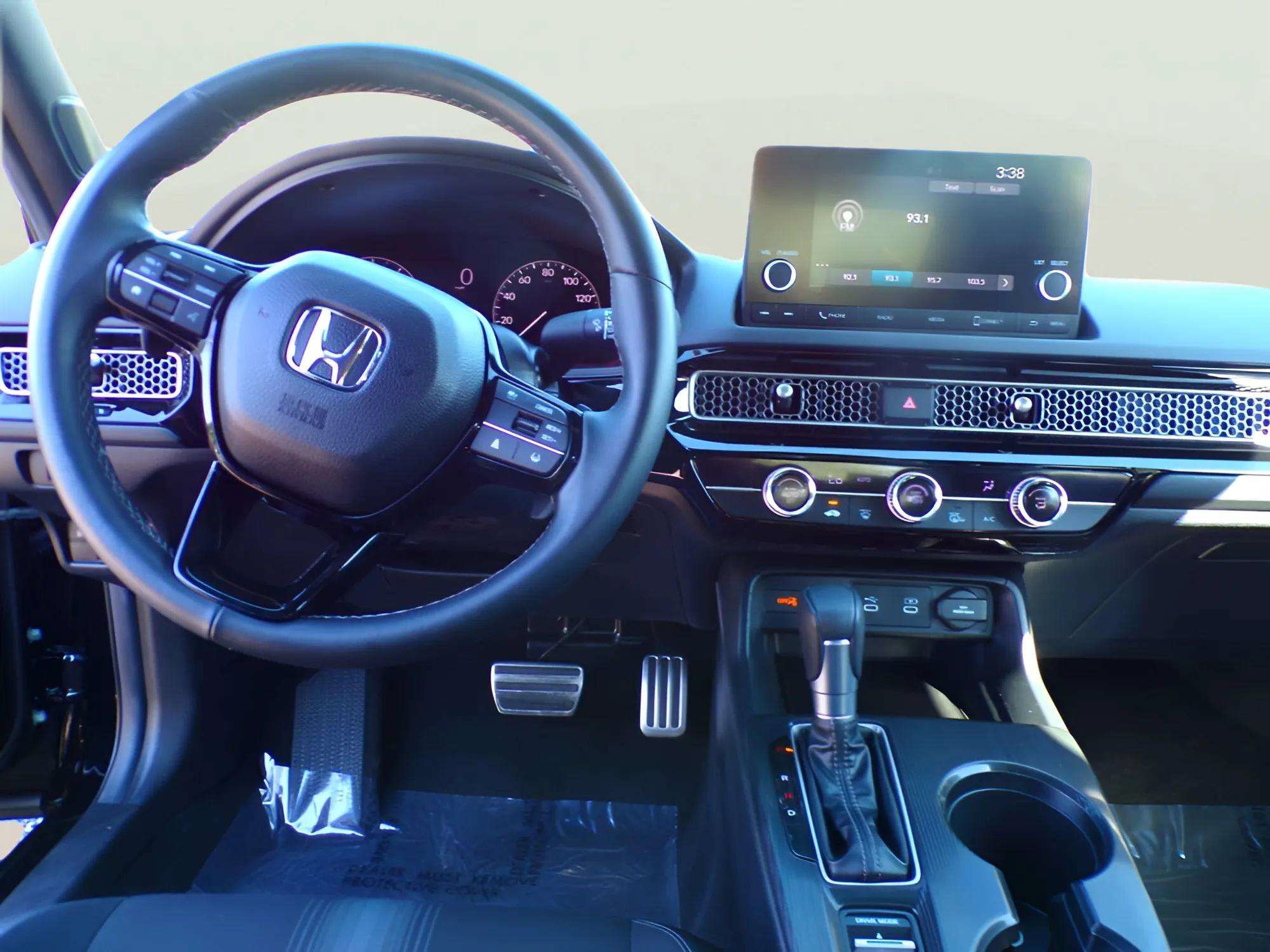 Used 2025 Honda Civic Sport image 14