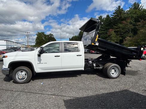 New 2025 Chevrolet Silverado 3500 W/T w/ WT Convenience Package image 18