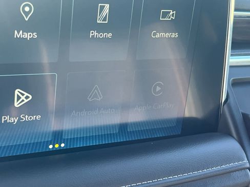 Used 2024 Chevrolet Suburban LT image 23