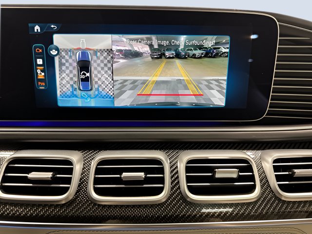 Used 2026 Mercedes-Benz GLS 63 AMG 4MATIC image 24