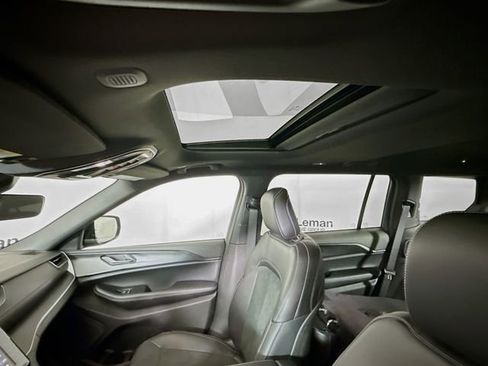 New 2025 Jeep Grand Cherokee L Altitude AWD/4WD image 21