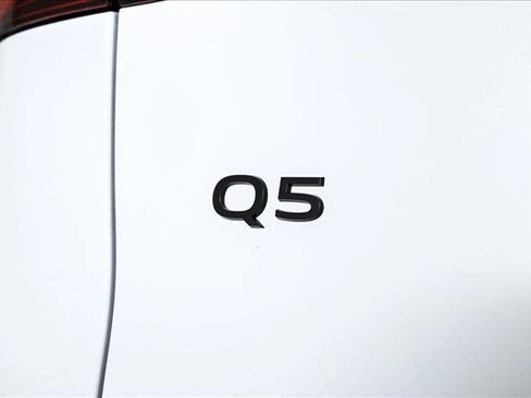 New 2025 Audi Q5 Premium Plus image 5