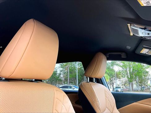 Used 2025 Lexus RX 350 FWD w/ Technology Package image 14