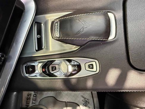 Used 2022 Chevrolet Corvette Stingray Coupe w/ 1LT image 34