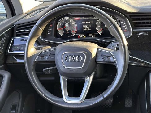 Used 2022 Audi Q7 2.0T Premium w/ Convenience Package image 18
