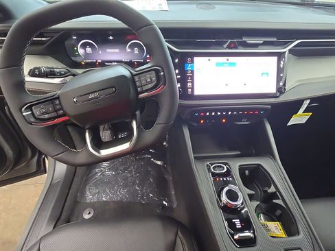 New 2026 Jeep Cherokee Limited AWD/4WD image 16