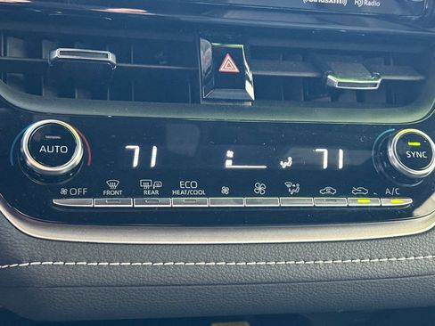 Used 2022 Toyota Corolla XSE FWD image 21