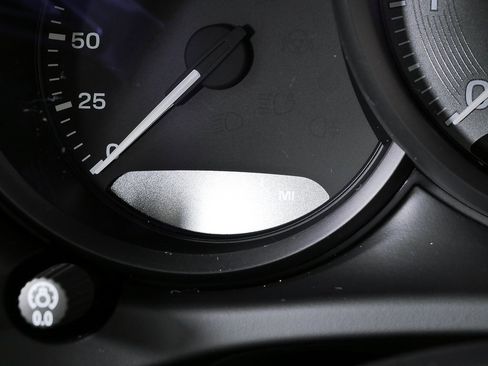 New 2026 Porsche Macan S image 9