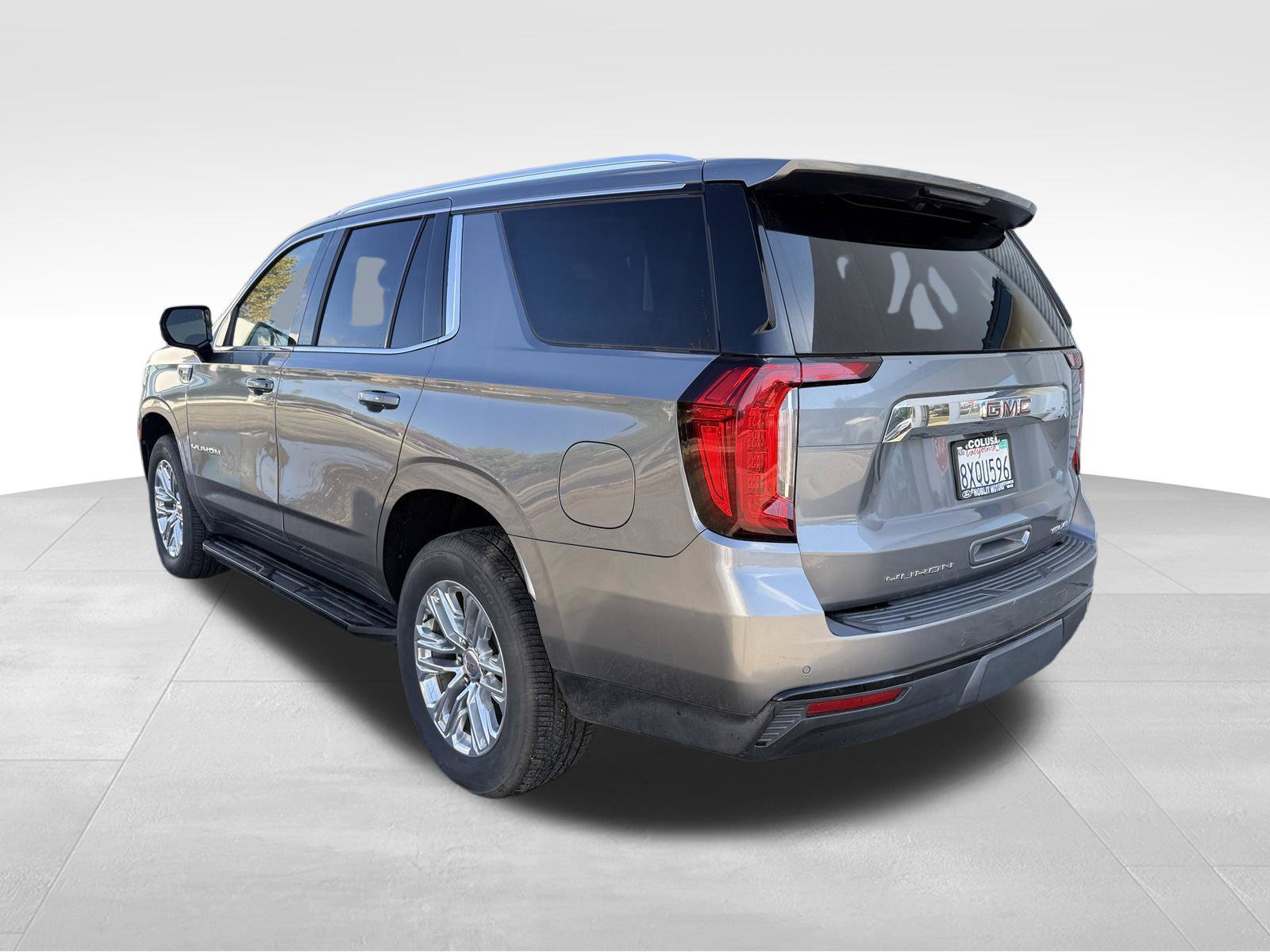 Used 2021 GMC Yukon SLE AWD/4WD image 5