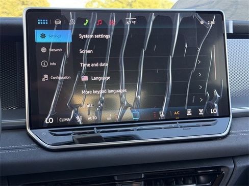 New 2026 Volkswagen Tiguan SE image 14