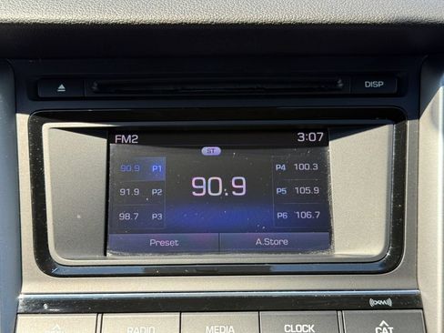 Used 2016 Hyundai Tucson Sport FWD image 14