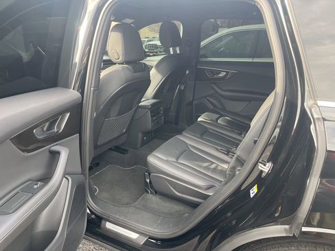 Used 2025 Audi Q7 3.0T Premium Plus image 8