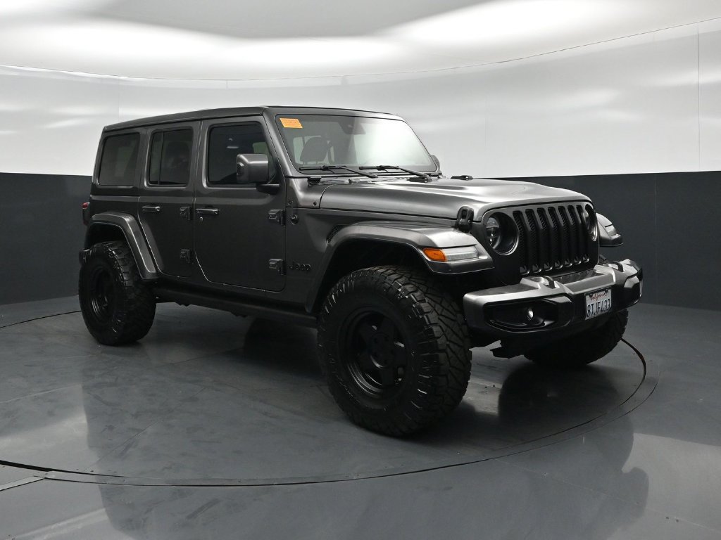 Used 2020 Jeep Wrangler Unlimited Sahara AWD/4WD image 50