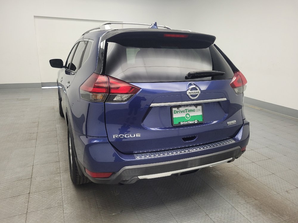 Used 2020 Nissan Rogue S w/ Special Edition Package FWD image 6