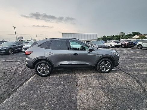 Used 2025 Ford Escape ST-Line Select AWD/4WD image 9