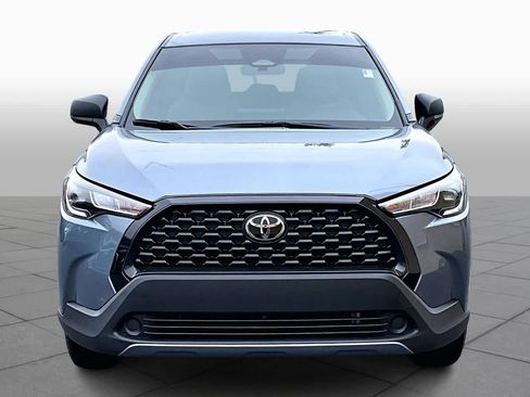 Certified 2024 Toyota Corolla Cross L image 3