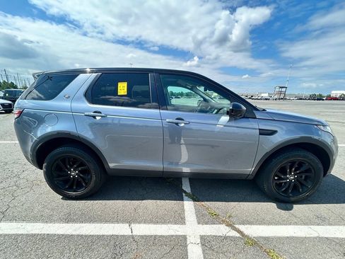 Used 2019 Land Rover Discovery Sport HSE AWD/4WD image 6