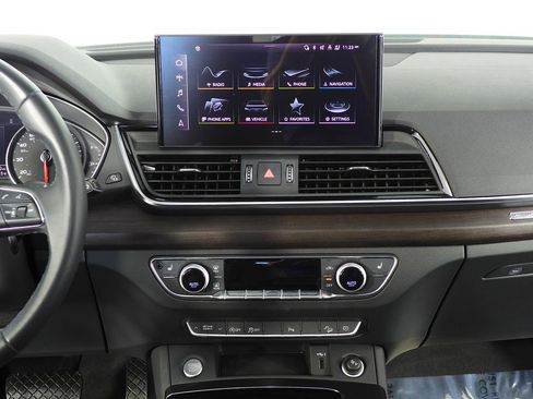 Used 2023 Audi Q5 2.0T Premium w/ Convenience Package image 26