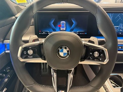 Used 2023 BMW 760i xDrive AWD/4WD image 12
