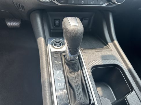Used 2025 Nissan Sentra SV FWD image 24