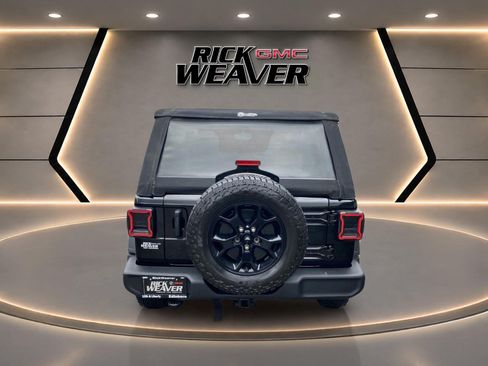 Used 2021 Jeep Wrangler Sport AWD/4WD image 5