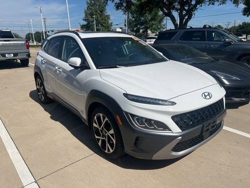 Used 2023 Hyundai Kona Limited w/ Cargo Package AWD/4WD image 11