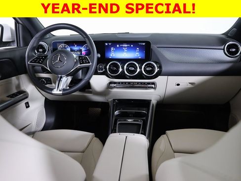 Certified 2025 Mercedes-Benz GLA 250 4MATIC image 35