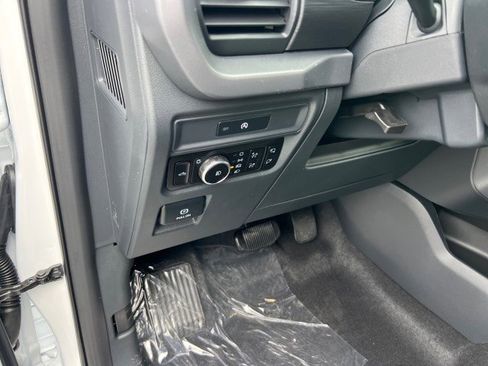 New 2025 Ford F150 XLT w/ Equipment Group 302A MID image 11