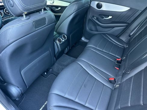 Used 2019 Mercedes-Benz GLC 300 image 13