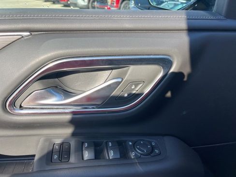 Used 2023 Chevrolet Tahoe Z71 w/ Z71 Off-Road Package image 15