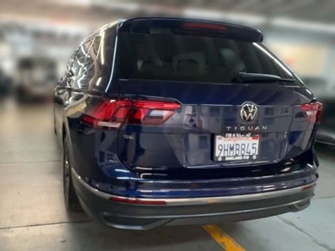 Used 2023 Volkswagen Tiguan SE FWD image 8