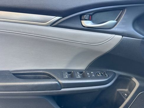 Used 2017 Honda Civic EX-L image 12