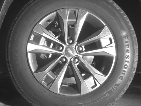 Used 2025 Chevrolet Equinox LT FWD image 12