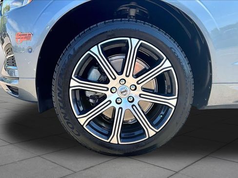 Used 2019 Volvo XC60 T8 Inscription w/ Advanced Package AWD/4WD image 10