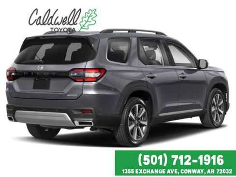 Used 2024 Honda Pilot Touring image 6