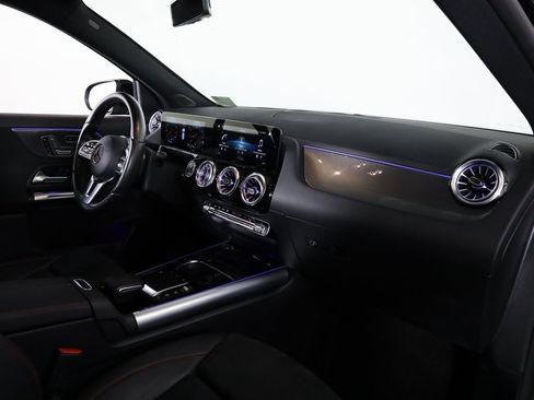 Certified 2022 Mercedes-Benz GLA 250 4MATIC image 47