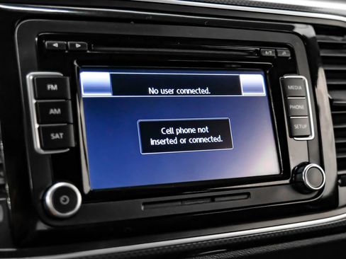 Used 2014 Volkswagen Beetle GSR image 29