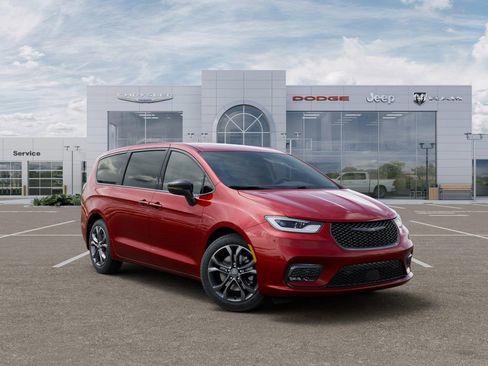 New 2026 Chrysler Pacifica Select AWD/4WD image 5