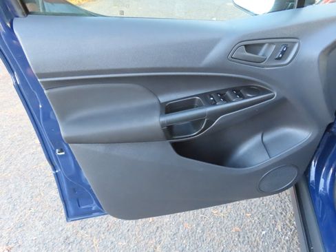 Used 2018 Ford Transit Connect XL image 5