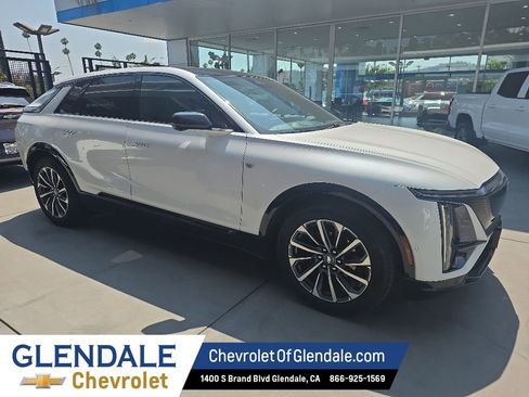 Certified 2024 Cadillac Lyriq Sport RWD image 11